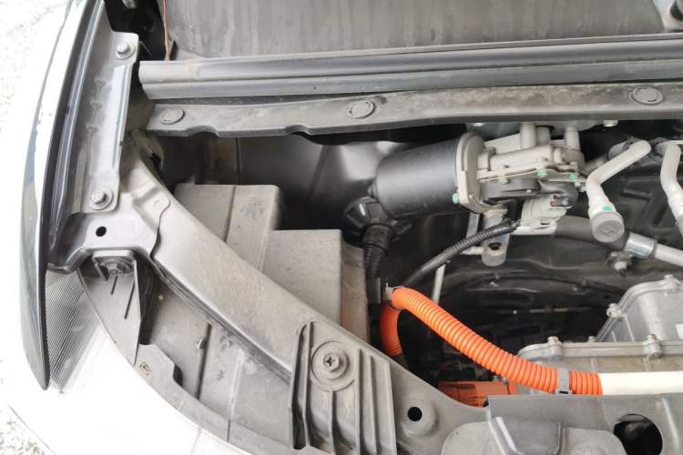 Used Wuling Hongguang MINIEV 2022 GAMEBOY 200km Gaming Edition with Lithium Iron Phosphate Engine Bay Right