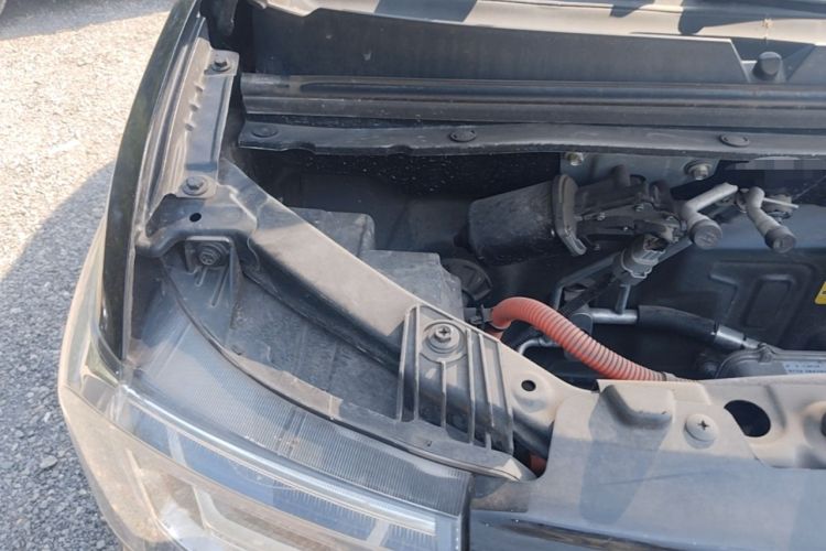 Used Wuling Hongguang MINIEV 2022 GAMEBOY 200km Gaming Edition with Lithium Iron Phosphate Engine Bay Right