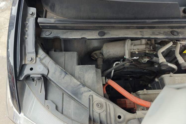 Used Wuling Hongguang MINIEV 2022 GAMEBOY 200km Gaming Edition with Lithium Iron Phosphate Engine Bay Right