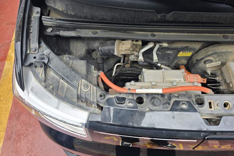 Used Wuling Hongguang MINIEV 2022 GAMEBOY 300km Play Edition Lithium Iron Phosphate Engine Bay Right
