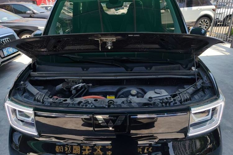 Used Wuling Hongguang MINIEV 2022 GAMEBOY 200km Play Edition with Lithium Iron Phosphate Engine Bay