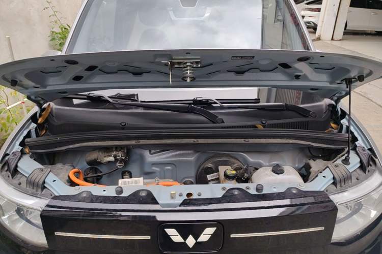 Used Wuling Hongguang MINIEV 2022 Easy Version Lithium Iron Phosphate Engine Bay
