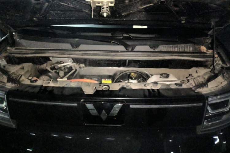 Used Wuling Hongguang MINIEV 2022 GAMEBOY 200km Gaming Edition with Lithium Iron Phosphate Engine Bay