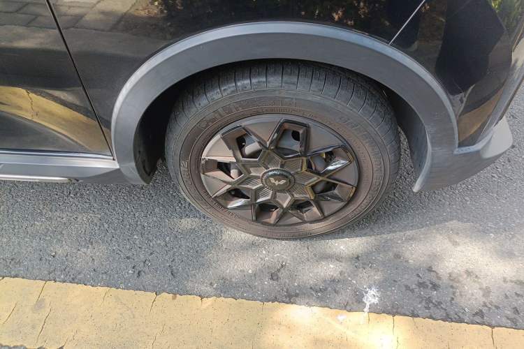 Used Wuling Hongguang MINIEV 2022 GAMEBOY 200km Gaming Edition with Lithium Iron Phosphate Exterior 1
