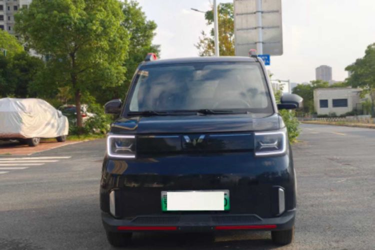 Used Wuling Hongguang MINIEV 2022 GAMEBOY 300km Enthusiast Model with Lithium Iron Phosphate Exterior 1