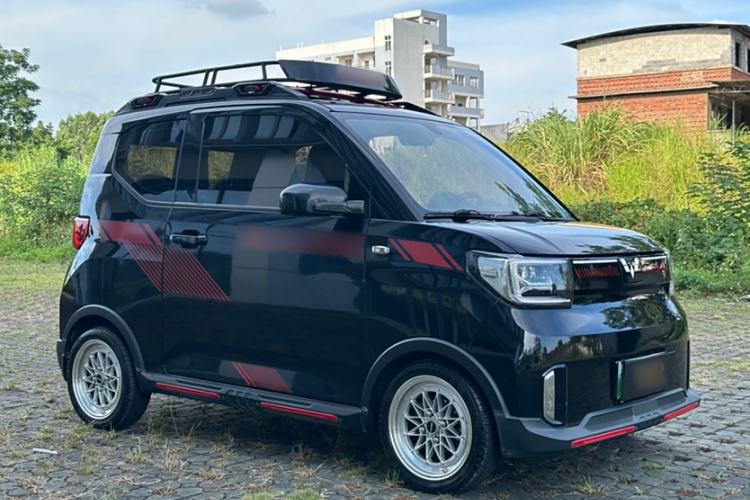 Used Wuling Hongguang MINIEV 2022 GAMEBOY 300km Enthusiast Model with Lithium Iron Phosphate Exterior 1