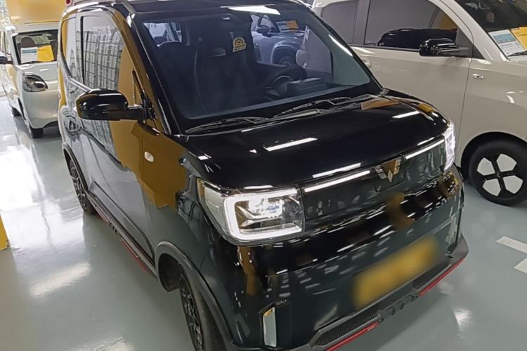 Used Wuling Hongguang MINIEV 2022 GAMEBOY 300km Enthusiast Model with Lithium Iron Phosphate Exterior 1