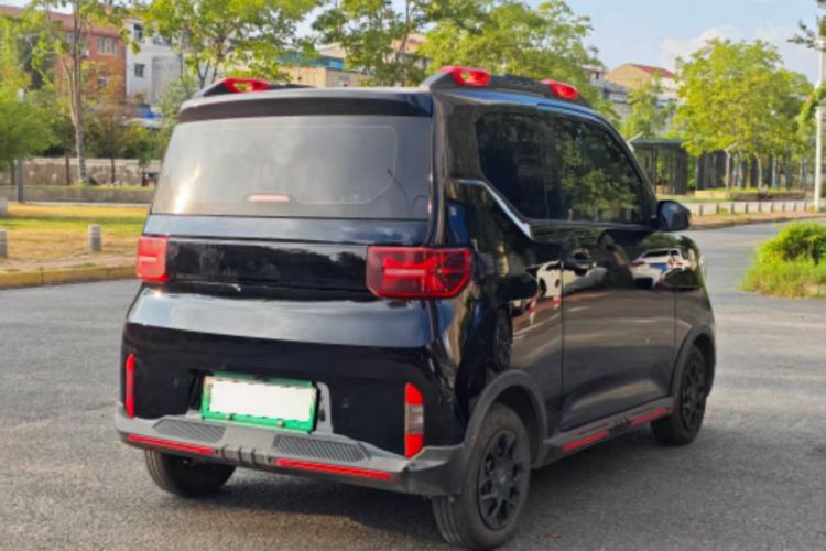 Used Wuling Hongguang MINIEV 2022 GAMEBOY 300km Enthusiast Model with Lithium Iron Phosphate Exterior 3