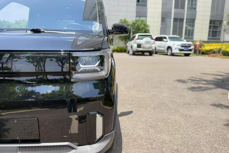 Used Wuling Hongguang MINIEV 2022 GAMEBOY 300km Enthusiast Model with Lithium Iron Phosphate Exterior 3