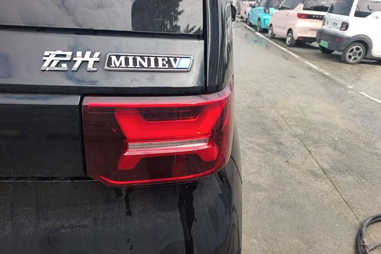 Used Wuling Hongguang MINIEV 2022 GAMEBOY 200km Gaming Edition with Lithium Iron Phosphate Exterior 3