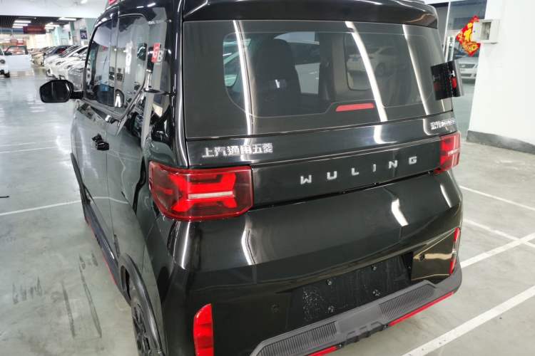 Used Wuling Hongguang MINIEV 2022 GAMEBOY 300km Enthusiast Model with Lithium Iron Phosphate Exterior 4
