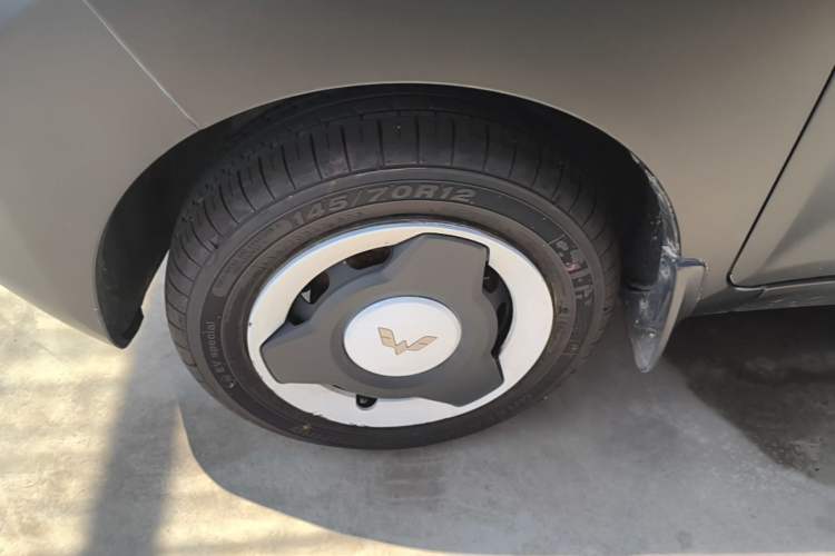 Used Wuling Hongguang MINIEV 2022 Easy Version Lithium Iron Phosphate Exterior 4
