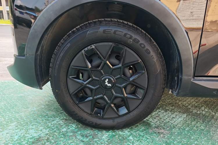 Used Wuling Hongguang MINIEV 2022 GAMEBOY 200km Gaming Edition with Lithium Iron Phosphate Exterior 4