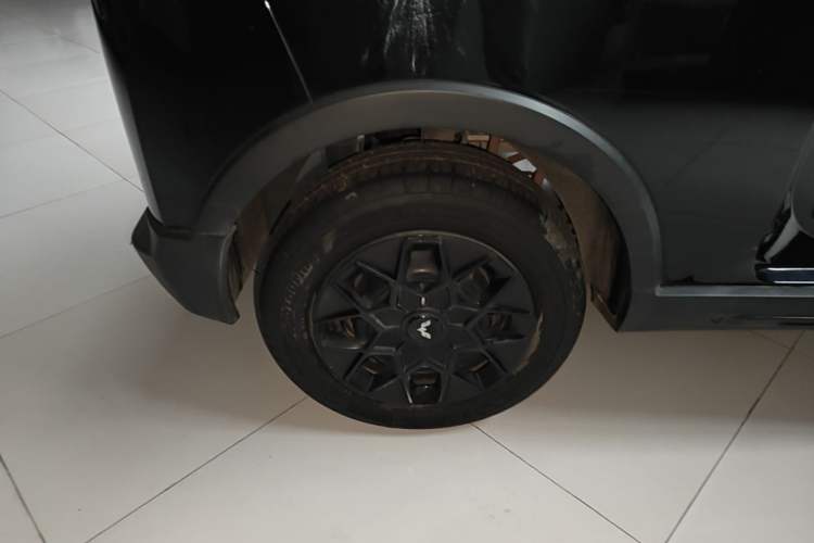 Used Wuling Hongguang MINIEV 2022 GAMEBOY 300km Enthusiast Model with Lithium Iron Phosphate Exterior 5
