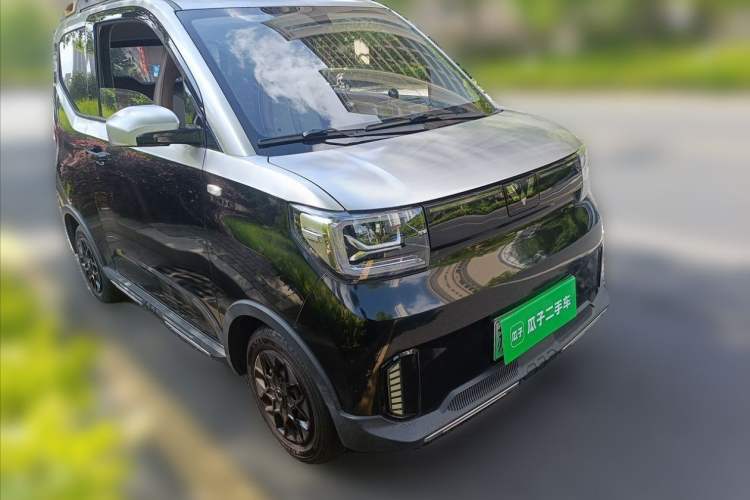 Used Wuling Hongguang MINIEV 2022 GAMEBOY 200km Gaming Edition with Lithium Iron Phosphate Exterior 5