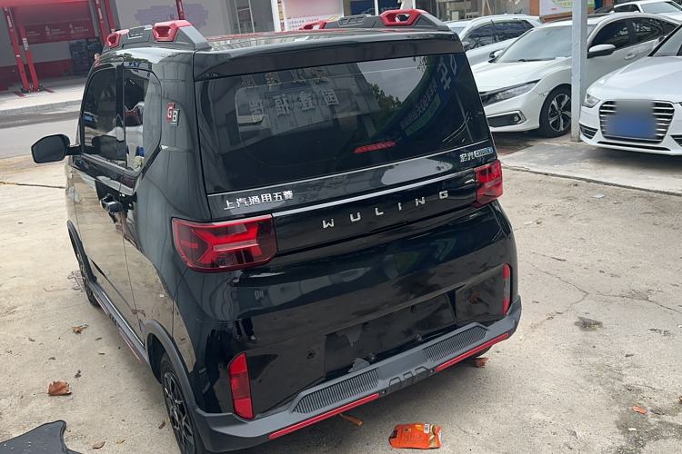 Used Wuling Hongguang MINIEV 2022 GAMEBOY 300km Enthusiast Model with Lithium Iron Phosphate Exterior 5