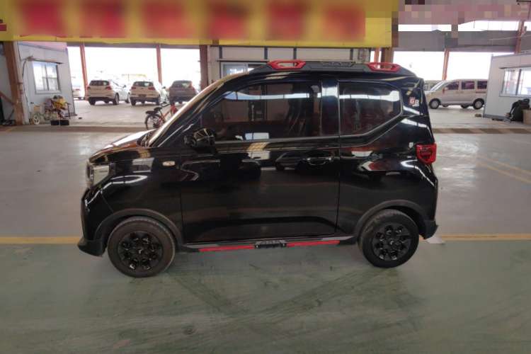 Used Wuling Hongguang MINIEV 2022 GAMEBOY 200km Gaming Edition with Lithium Iron Phosphate Exterior 5