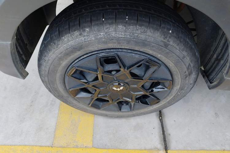 Used Wuling Hongguang MINIEV 2022 GAMEBOY 200km Gaming Edition with Lithium Iron Phosphate Exterior 5