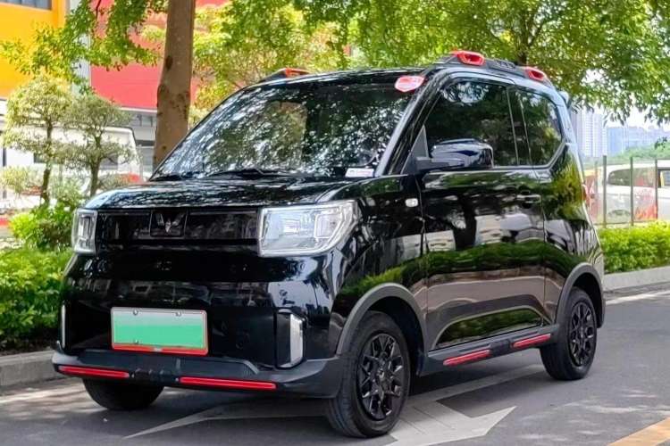 Used Wuling Hongguang MINIEV 2022 GAMEBOY 200km Play Edition with Lithium Iron Phosphate Exterior 5
