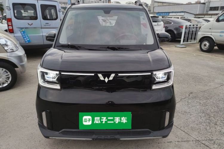 Used Wuling Hongguang MINIEV 2022 GAMEBOY 300km Enthusiast Model with Lithium Iron Phosphate Front