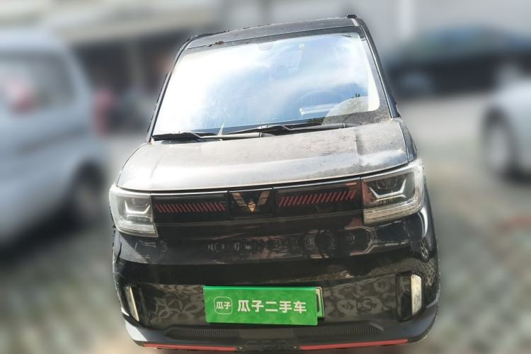 Used Wuling Hongguang MINIEV 2022 GAMEBOY 300km Enthusiast Model with Lithium Iron Phosphate Front