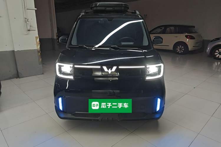 Used Wuling Hongguang MINIEV 2022 GAMEBOY 300km Enthusiast Model with Lithium Iron Phosphate Front