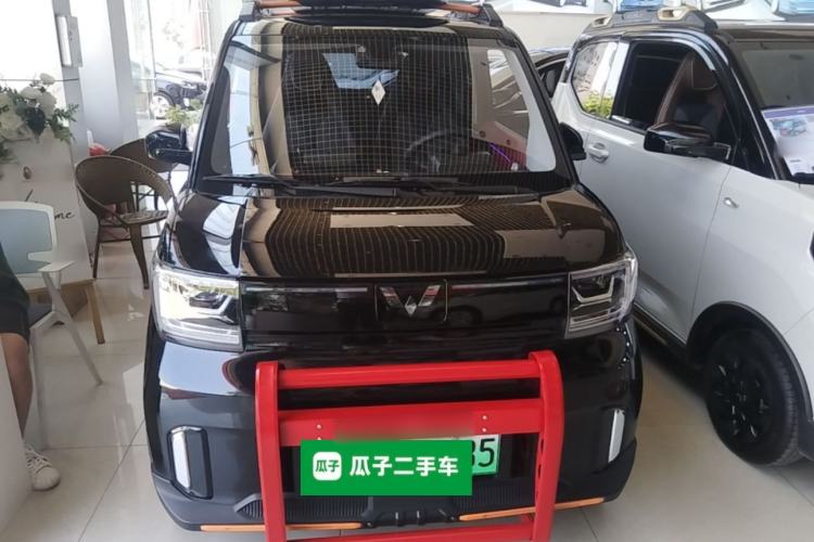 Used Wuling Hongguang MINIEV 2022 GAMEBOY 300km Enthusiast Model with Lithium Iron Phosphate Front