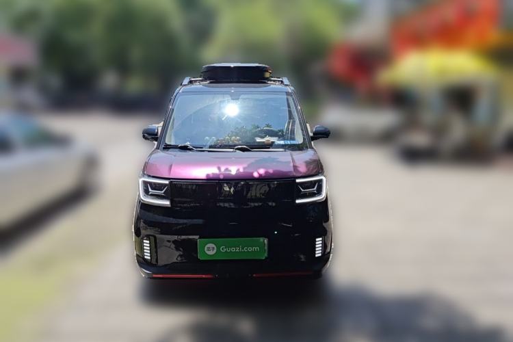 Used Wuling Hongguang MINIEV 2022 GAMEBOY 300km Enthusiast Model with Lithium Iron Phosphate Front