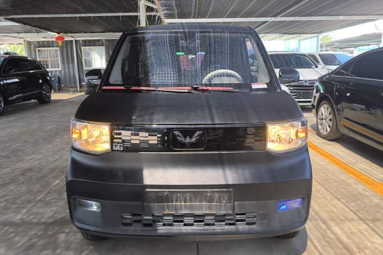 Used Wuling Hongguang MINIEV 2022 Easy Version Lithium Iron Phosphate Front