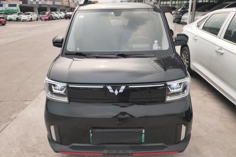 Used Wuling Hongguang MINIEV 2022 GAMEBOY 300km Enthusiast Model with Lithium Iron Phosphate Front