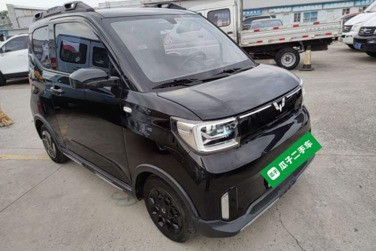 Used Wuling Hongguang MINIEV 2022 GAMEBOY 300km Enthusiast Model with Lithium Iron Phosphate Front Right 45 Deg