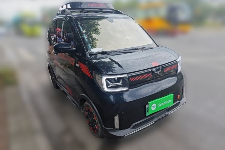 Used Wuling Hongguang MINIEV 2022 GAMEBOY 300km Enthusiast Model with Lithium Iron Phosphate Front Right 45 Deg