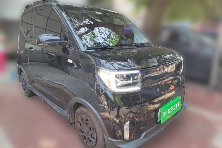 Used Wuling Hongguang MINIEV 2022 GAMEBOY 200km Gaming Edition with Lithium Iron Phosphate Front Right 45 Deg