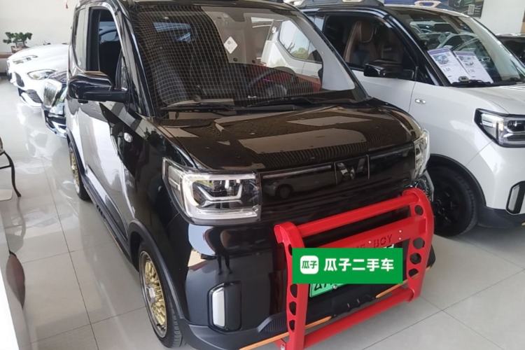Used Wuling Hongguang MINIEV 2022 GAMEBOY 300km Enthusiast Model with Lithium Iron Phosphate Front Right 45 Deg