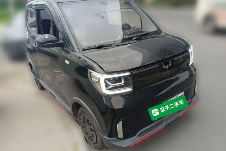 Used Wuling Hongguang MINIEV 2022 GAMEBOY 200km Gaming Edition with Lithium Iron Phosphate Front Right 45 Deg