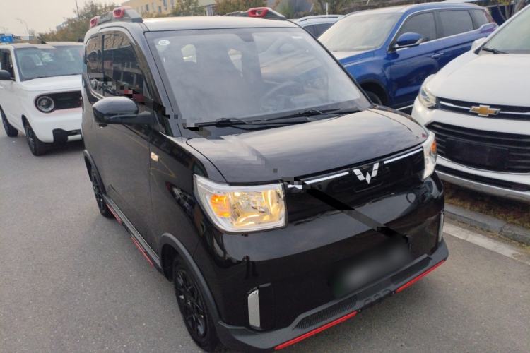 Used Wuling Hongguang MINIEV 2022 GAMEBOY 200km Play Edition with Lithium Iron Phosphate Front Right 45 Deg