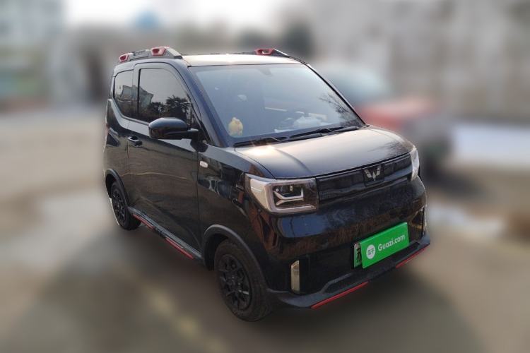 Used Wuling Hongguang MINIEV 2022 GAMEBOY 200km Gaming Edition with Lithium Iron Phosphate Front Right 45 Deg
