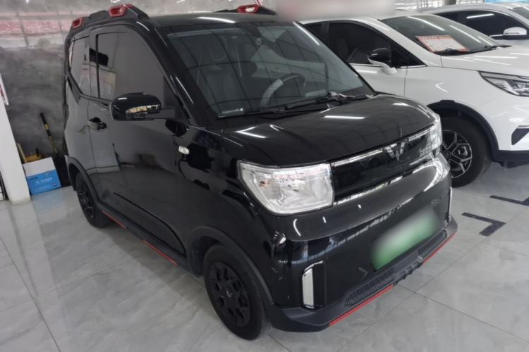 Used Wuling Hongguang MINIEV 2022 GAMEBOY 200km Play Edition with Lithium Iron Phosphate Front Right 45 Deg
