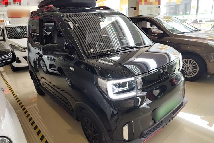 Used Wuling Hongguang MINIEV 2022 GAMEBOY 200km Gaming Edition with Lithium Iron Phosphate Front Right 45 Deg