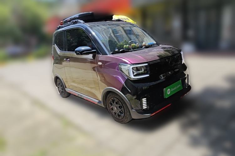 Used Wuling Hongguang MINIEV 2022 GAMEBOY 300km Enthusiast Model with Lithium Iron Phosphate Front Right 45 Deg