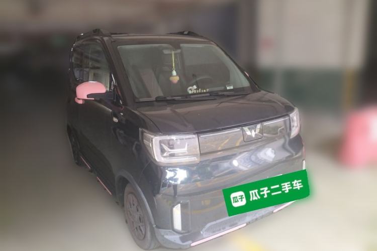 Used Wuling Hongguang MINIEV 2022 GAMEBOY 300km Enthusiast Model with Lithium Iron Phosphate Front Right 45 Deg