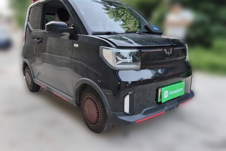 Used Wuling Hongguang MINIEV 2022 GAMEBOY 200km Gaming Edition with Lithium Iron Phosphate Front Right 45 Deg