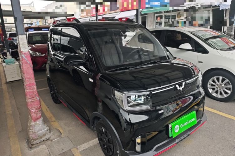 Used Wuling Hongguang MINIEV 2022 GAMEBOY 200km Gaming Edition with Lithium Iron Phosphate Front Right 45 Deg