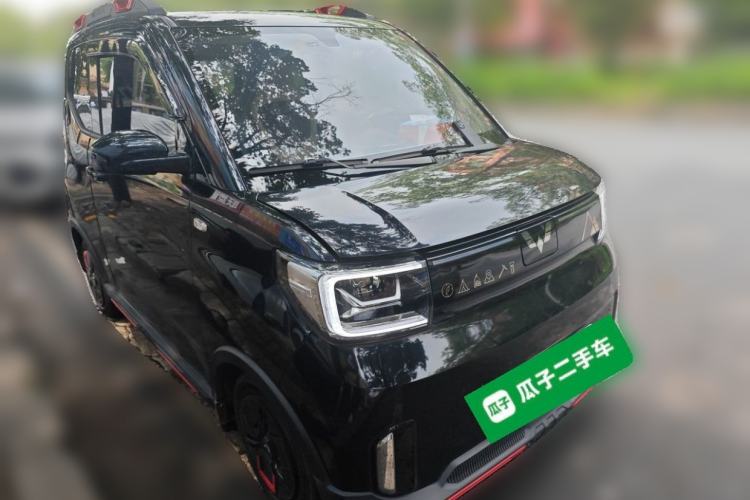 Used Wuling Hongguang MINIEV 2022 GAMEBOY 300km Enthusiast Model with Lithium Iron Phosphate Front Right 45 Deg