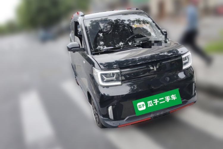 Used Wuling Hongguang MINIEV 2022 GAMEBOY 200km Gaming Edition with Lithium Iron Phosphate Front Right 45 Deg