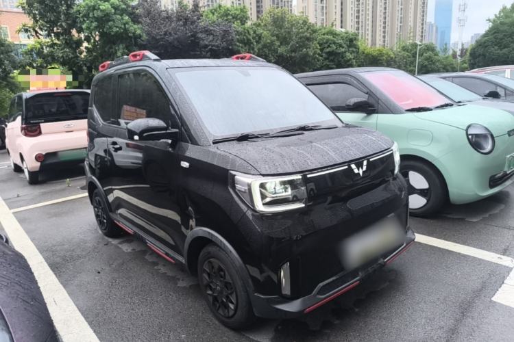 Used Wuling Hongguang MINIEV 2022 GAMEBOY 200km Gaming Edition with Lithium Iron Phosphate Front Right 45 Deg