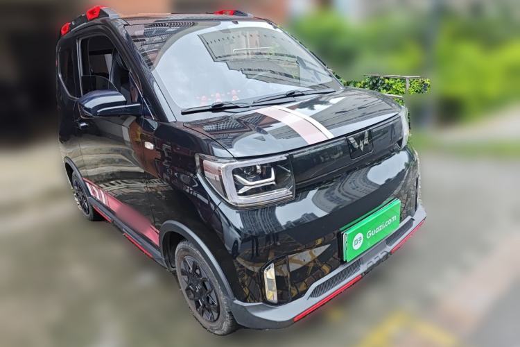 Used Wuling Hongguang MINIEV 2022 GAMEBOY 200km Gaming Edition with Lithium Iron Phosphate Front Right 45 Deg