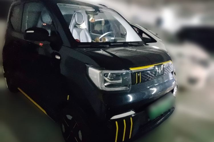 Used Wuling Hongguang MINIEV 2022 GAMEBOY 200km Urban Wind-Chasing Limited Edition Front Right 45 Deg