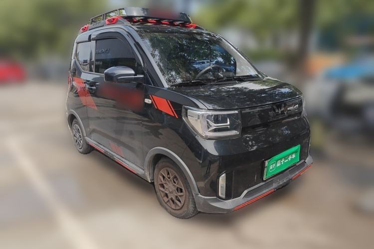 Used Wuling Hongguang MINIEV 2022 GAMEBOY 300km Enthusiast Model with Lithium Iron Phosphate Front Right 45 Deg