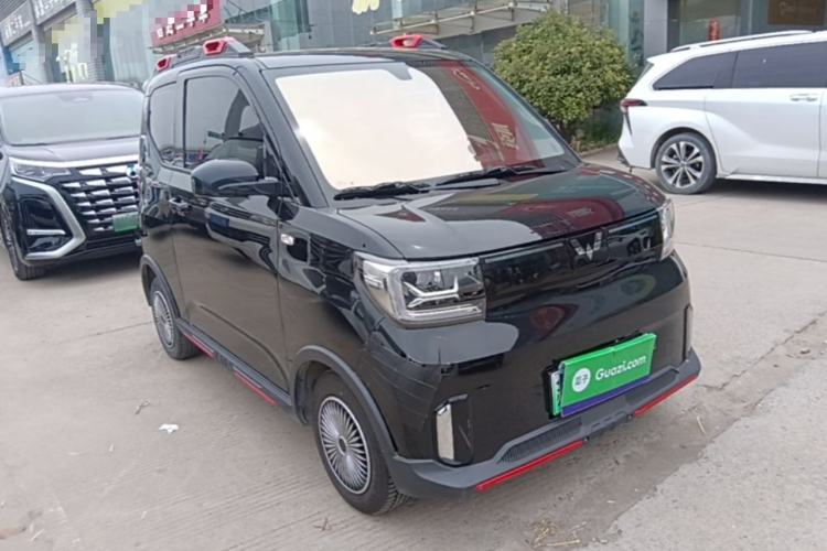 Used Wuling Hongguang MINIEV 2022 GAMEBOY 200km Gaming Edition with Lithium Iron Phosphate Front Right 45 Deg